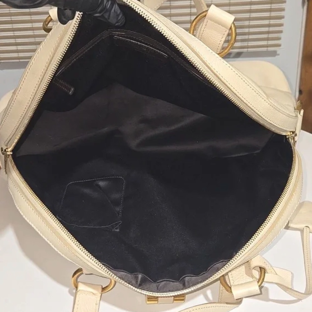 Authentic YSL Yves Saint Laurent Ivory Muse Bag - Picture 4 of 16